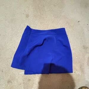 WORN ONCE Sincerely Jules blue skort size S.